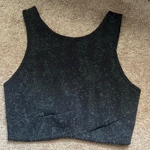 NWOT Lululemon energetic edge cropped tank